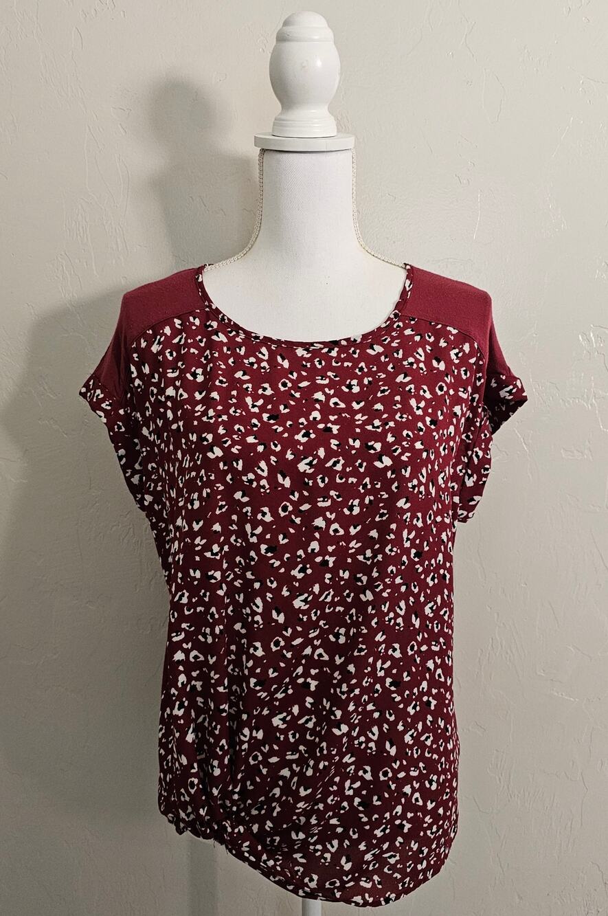 Apt. 9 Red Print Cap Sleeve Blouse